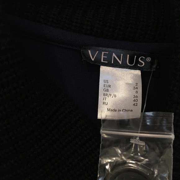 Venus brand coat size 2 navy blue color . NWOT never worn as did not fit me. - Picture 3 of 3